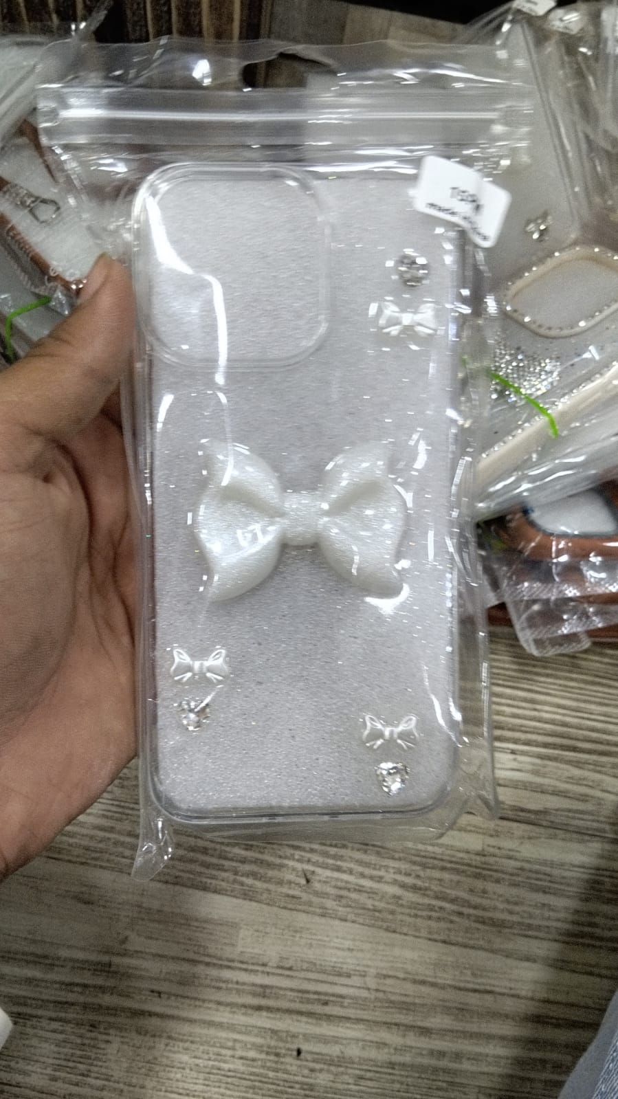 TRANSPARENT BOW