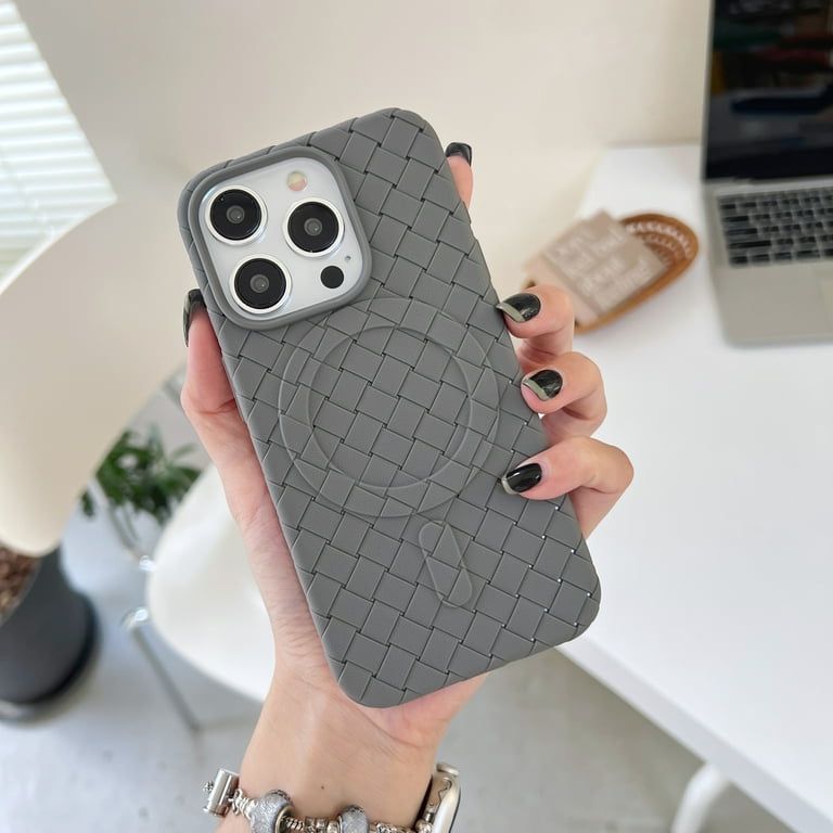 Luxury Woven Pattern Case With Magsafe