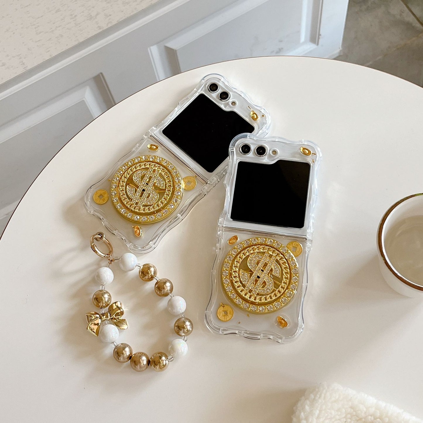 Dollar Spinner Case With Charm