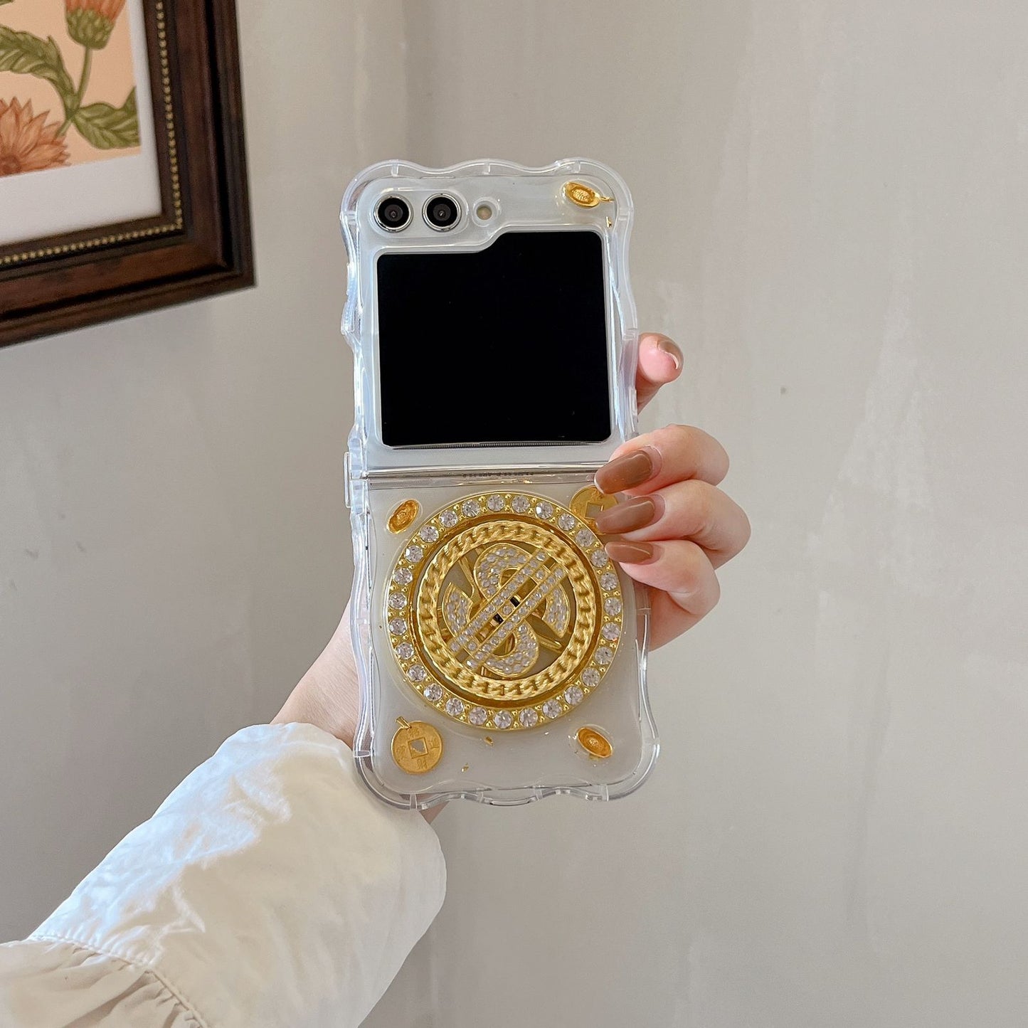 Dollar Spinner Case With Charm