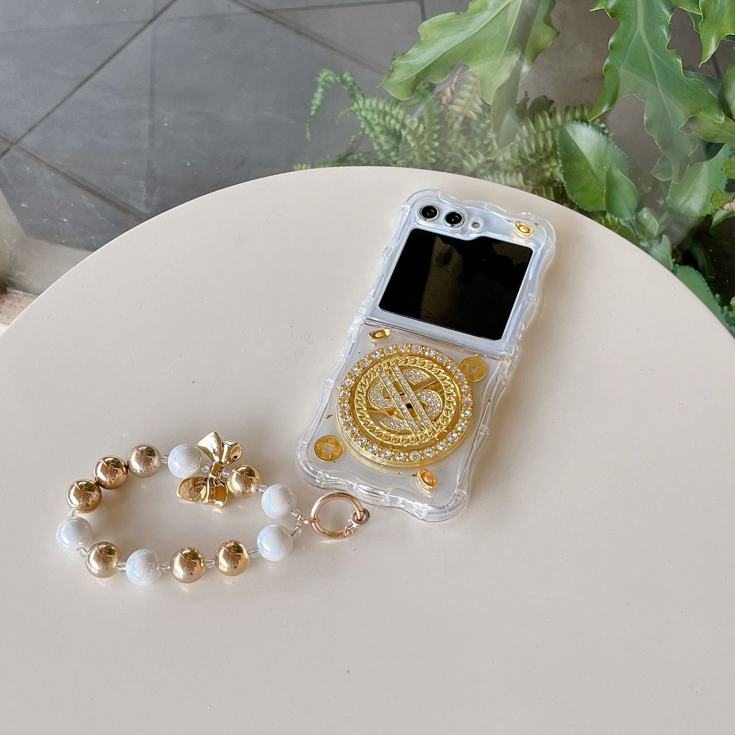Dollar Spinner Case With Charm