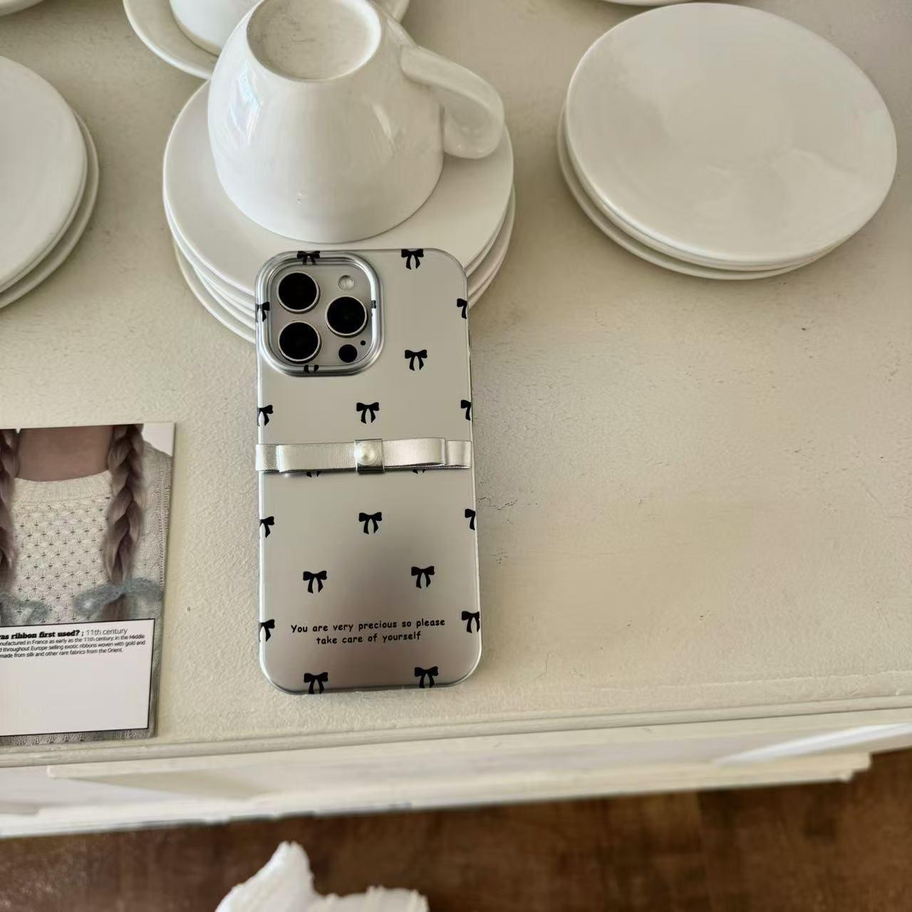Bow Moti Case High Quality