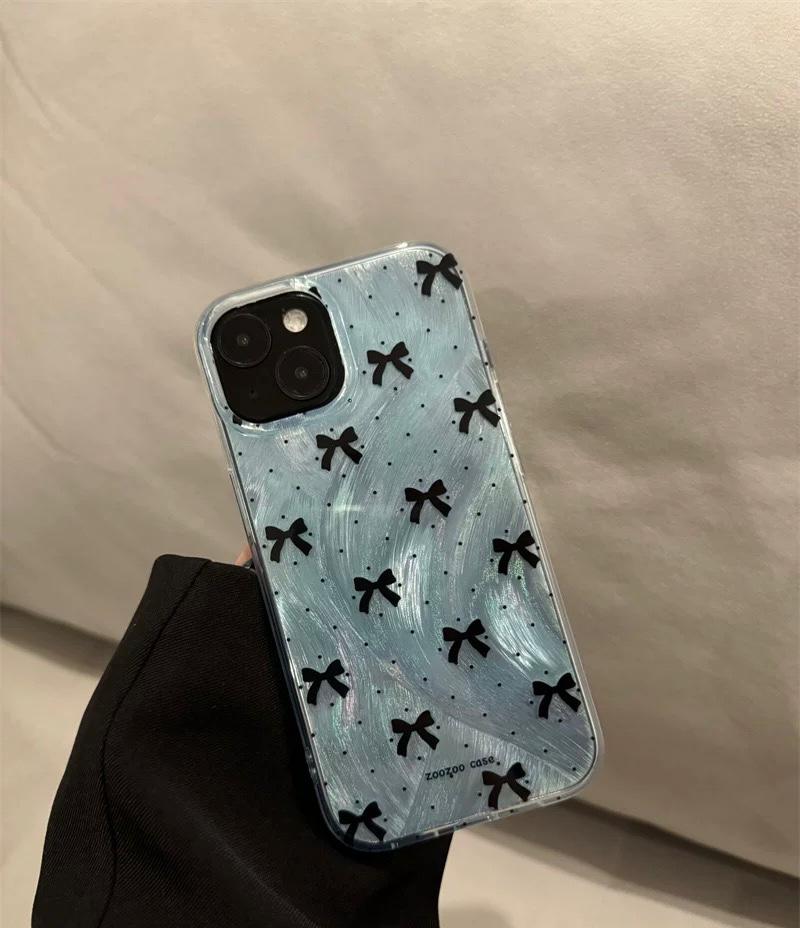 Polka Dot Bowknot Shell Case